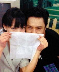 陈坤吃瓜周迅视频播放,视频播放引发网友热议