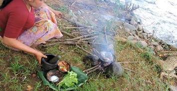 武汉户外吃瓜事件视频