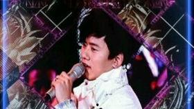 演唱会求婚明星吃瓜视频,明星甜蜜举动引发网友热议！