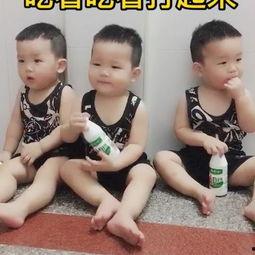 小孩吃瓜被磕头视频播放,小瓜误磕头萌态引网友热议